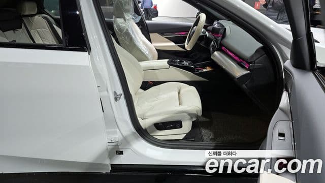 BMW i5 (G60) eDrive 40 M Sport, 2025 11