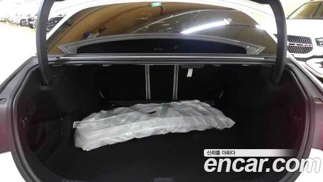 Mercedes-Benz E-класс W214 AMG Line, 2025 10