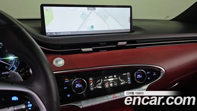 Genesis GV70, 2021 12