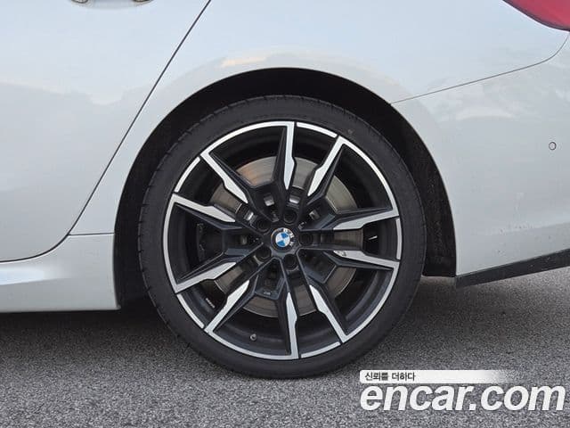 BMW 8시리즈 (G15) M850i xDrive Gran Coupe, 2025 все фото