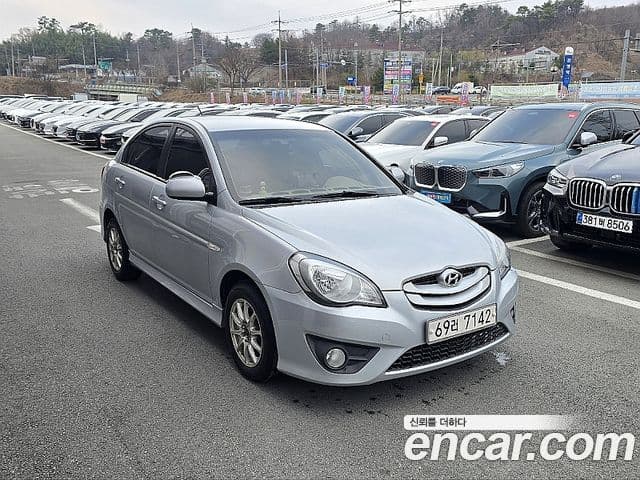 Hyundai 베르나 트랜스폼 Luxury, 2011 3