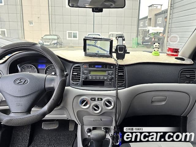 Hyundai 베르나 트랜스폼 Luxury, 2011 9