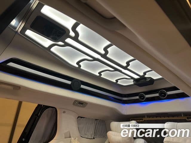 Kia Carnival 4세대 бензин 4인승 High Limousine (компания по спецнадстройкам), 2023 16