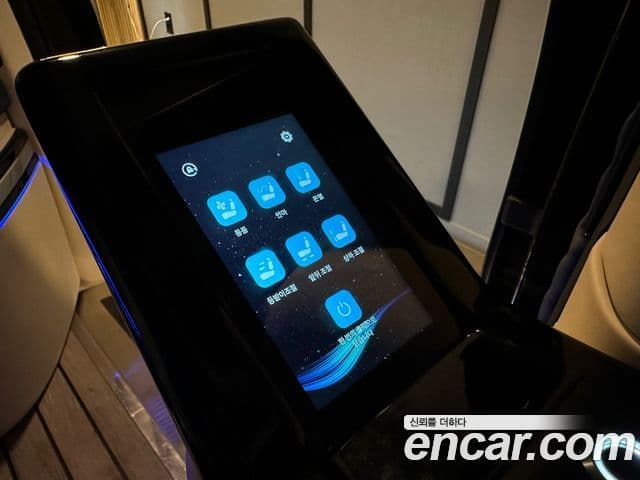 Kia Carnival 4세대 бензин 4인승 High Limousine (компания по спецнадстройкам), 2023 17