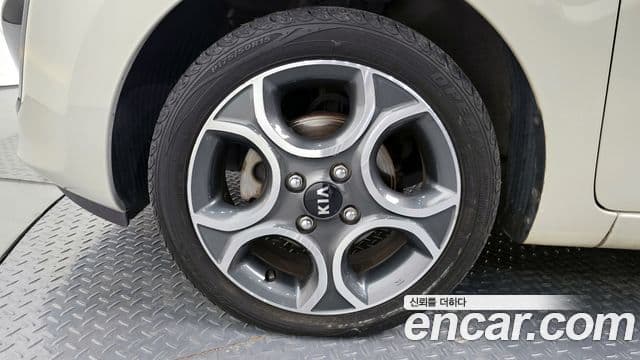 Kia All New Morning Luxury, 2013 все фото