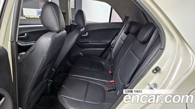 Kia All New Morning Luxury, 2013 13