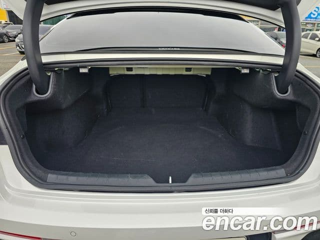 Kia The / новый New K5 3세대 Signature, 2024 8