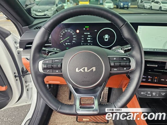 Kia The / новый New K5 3세대 Signature, 2024 16