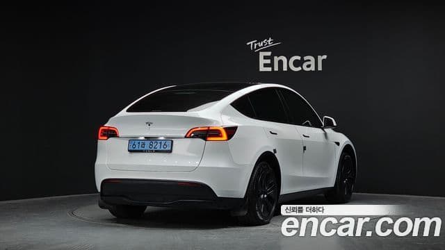 Tesla модель Y, 2024 2
