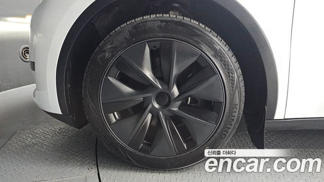 Tesla модель Y, 2024 все фото