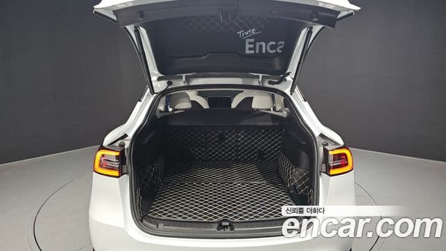 Tesla модель Y, 2024 20