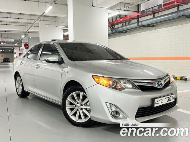 Toyota New 캠리 гибрид XLE, 2012 1