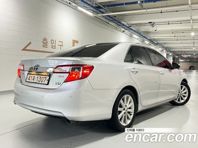 Toyota New 캠리 гибрид XLE, 2012 2
