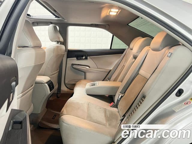 Toyota New 캠리 гибрид XLE, 2012 10