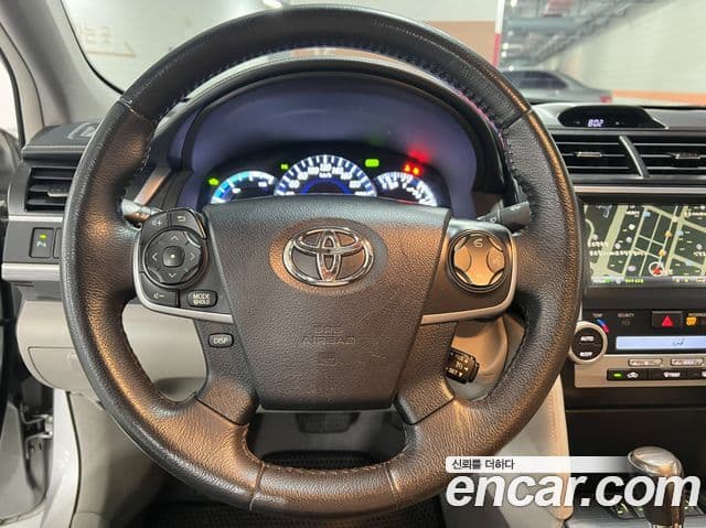 Toyota New 캠리 гибрид XLE, 2012 13