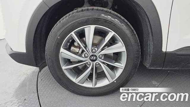 Hyundai Santa Fe TM Exclusive, 2019 все фото