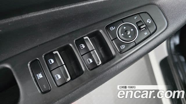 Hyundai Santa Fe TM Exclusive, 2019 12