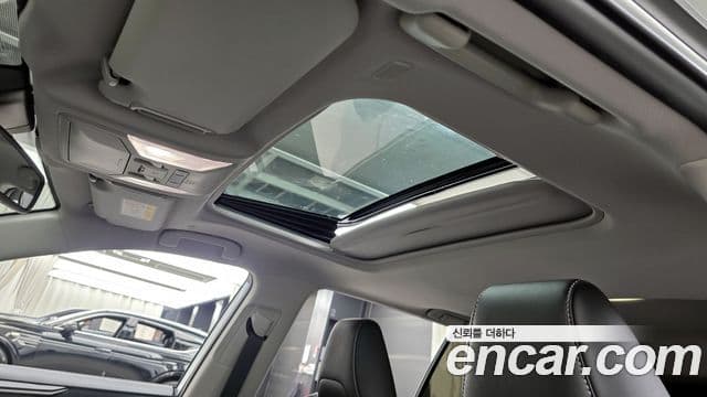 Toyota RAV4 5세대 2.5 2WD гибрид XLE, 2025 18