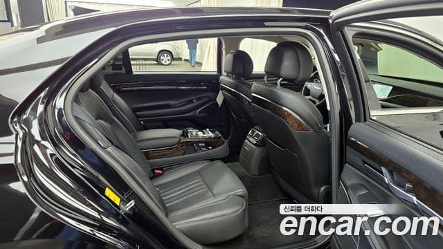 Genesis G90 Premium Luxury, 2021 16