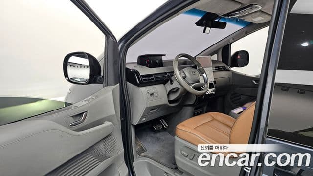 Hyundai Staria Prestige, 2022 все фото