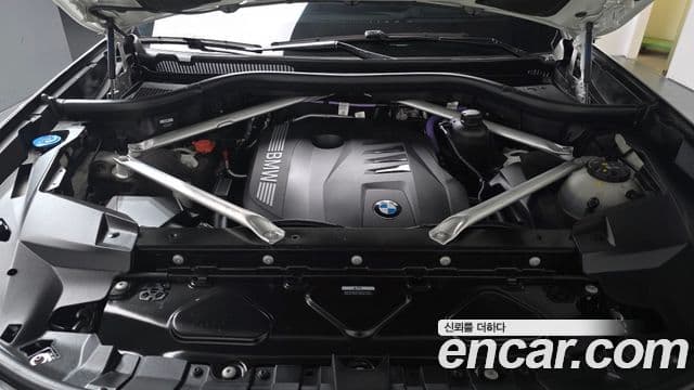 BMW X7 (G07) xDrive 40i M Sport 6인승, 2023 6