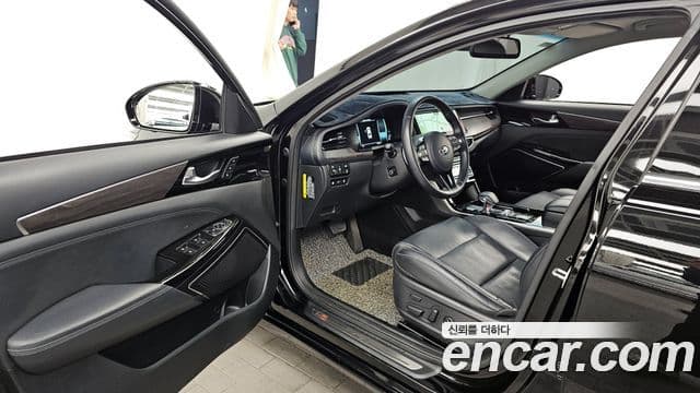 Kia K7 Premier гибрид Signature, 2020 10