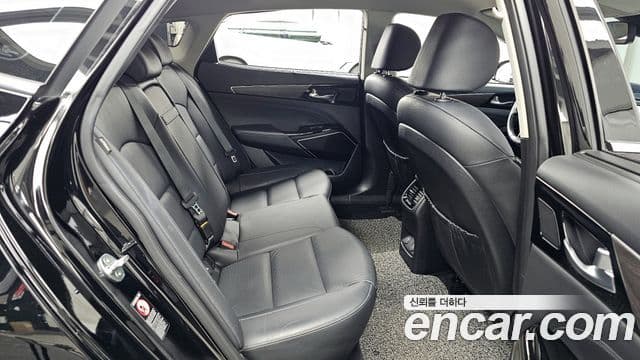 Kia K7 Premier гибрид Signature, 2020 12