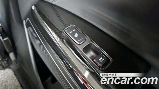 Kia K7 Premier гибрид Signature, 2020 19