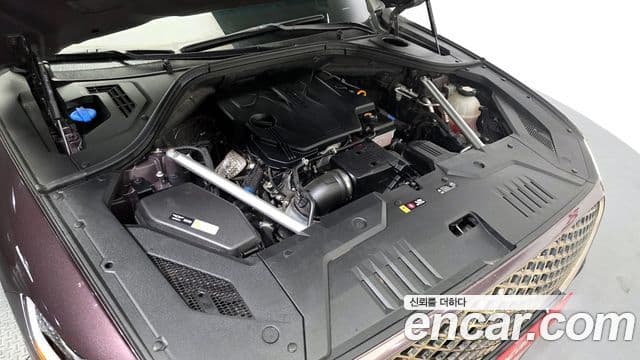 Genesis GV70, 2021 6