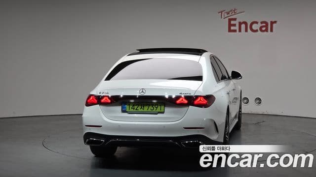 Mercedes-Benz E-класс W214 AMG Line, 2026 4