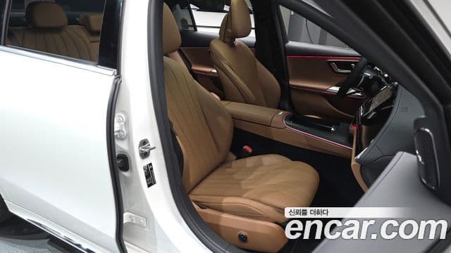 Mercedes-Benz E-класс W214 AMG Line, 2026 12