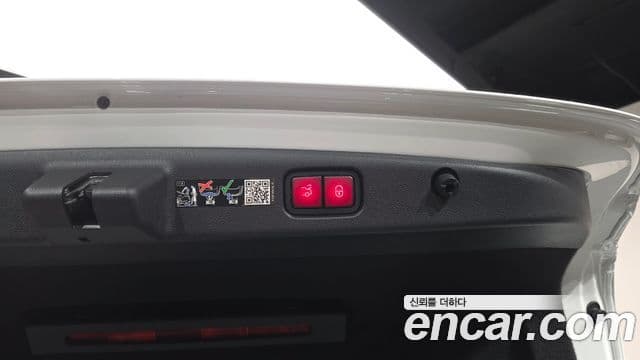 Mercedes-Benz E-класс W214 AMG Line, 2026 20