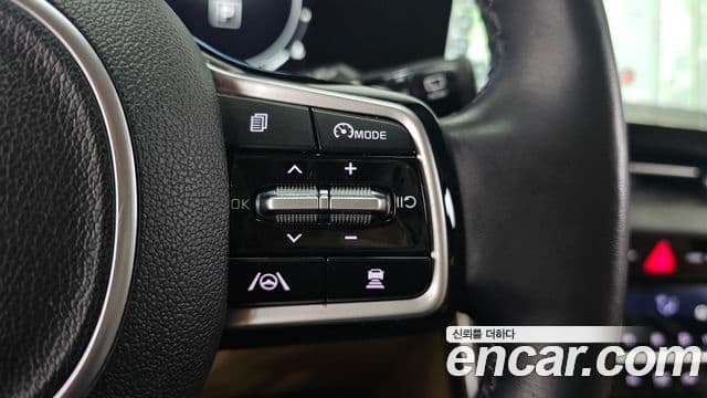 Kia Carnival 4세대 Signature, 2022 16