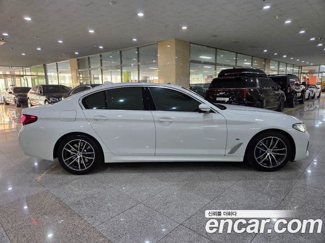 BMW 5시리즈 (G30) 523d xDrive M Sport, 2023 все фото