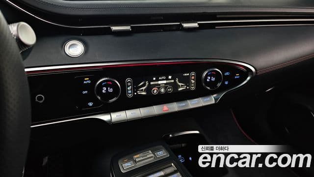 Genesis GV70, 2023 18