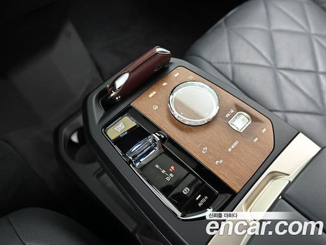 BMW iX xDrive50 Sport Plus, 2023 9