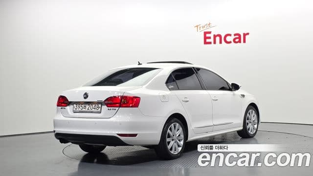 Volkswagen New Jetta 6세대, 2012 2