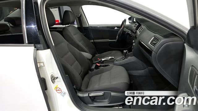 Volkswagen New Jetta 6세대, 2012 11