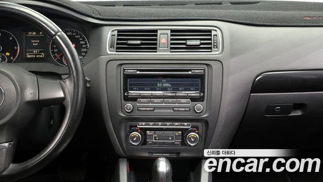 Volkswagen New Jetta 6세대, 2012 14