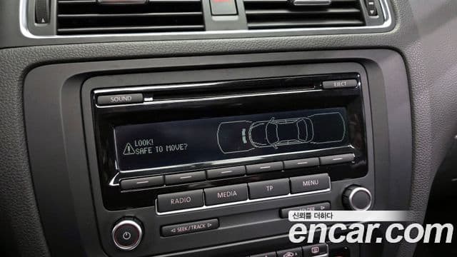 Volkswagen New Jetta 6세대, 2012 15