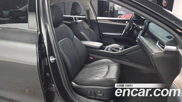 Kia K5 3세대 Signature, 2020 10