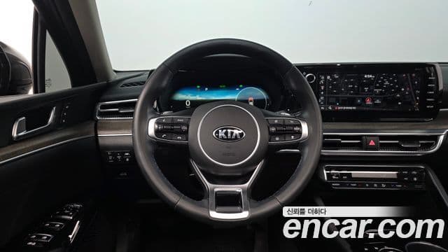 Kia K5 3세대 Signature, 2020 13