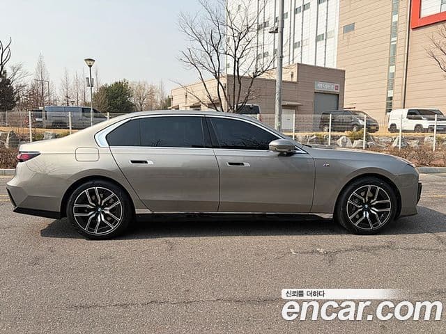 BMW 7시리즈 (G70) 740i xDrive M Sport, 2025 18