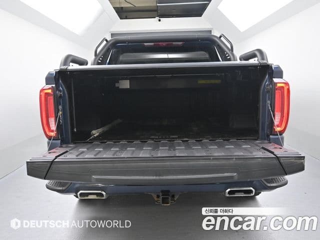 GMC 시에라 드날리-X, 2023 19