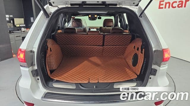 Jeep Grand Cherokee WK2, 2020 20