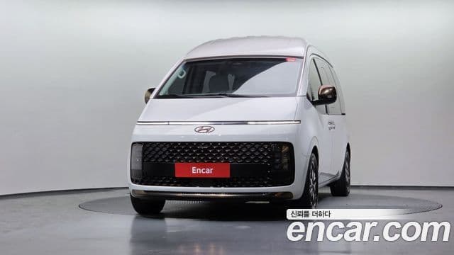 Hyundai Staria лимузин, 2023 3