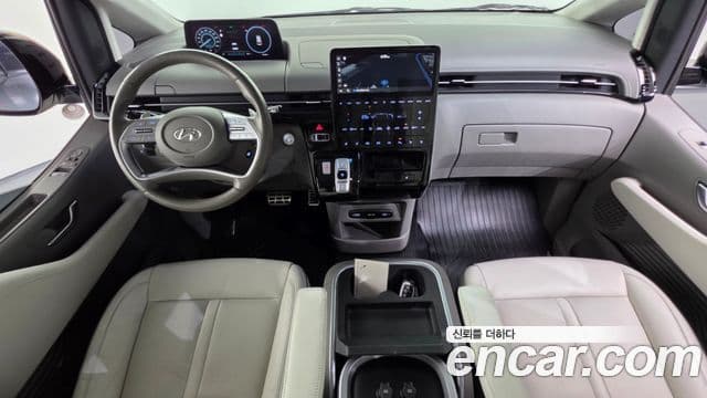 Hyundai Staria лимузин, 2023 7