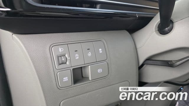 Hyundai Staria лимузин, 2023 17