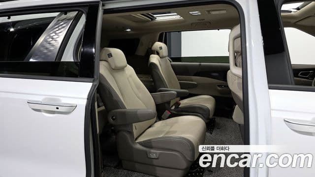 Kia Carnival 4세대 Signature, 2022 12