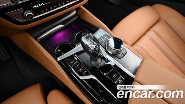 BMW 5시리즈 (G30) 520i M Sport, 2023 9